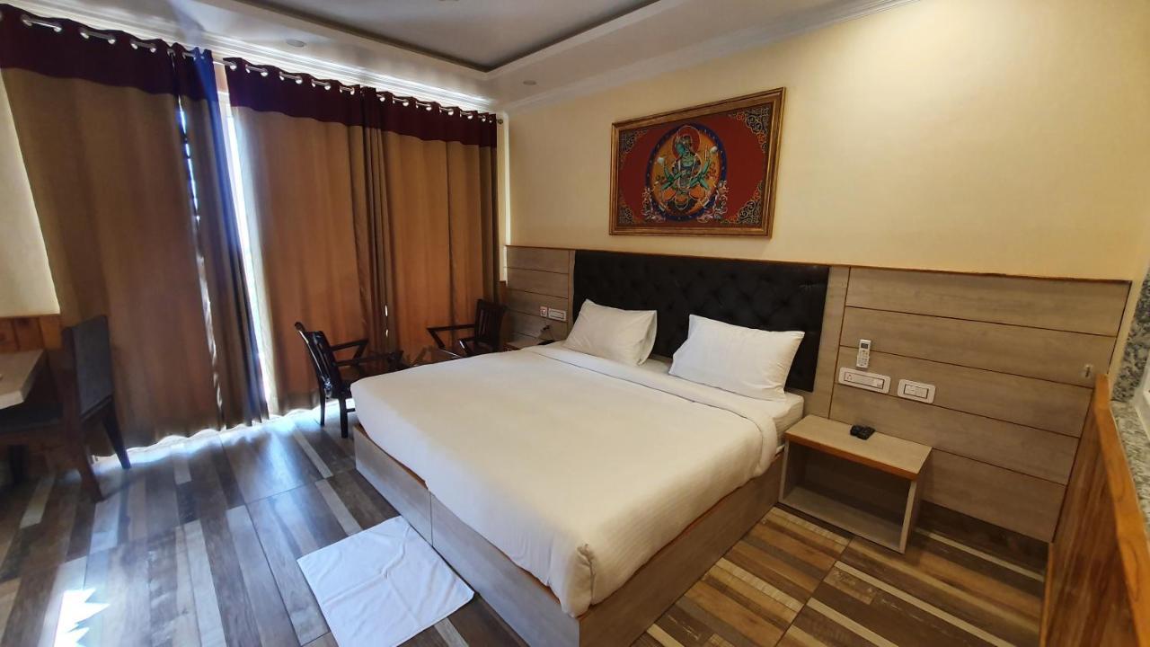 Nomadic Inn ダラムシャーラー エクステリア 写真